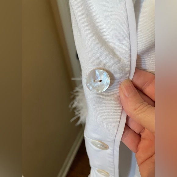 Sleeper Luxury Pajama Top Women’s Size S White Ostrich Feather-Trim Sleepwear - Picture 8 of 10